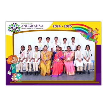 Alternative view of School Group Photo Print 12 x 8